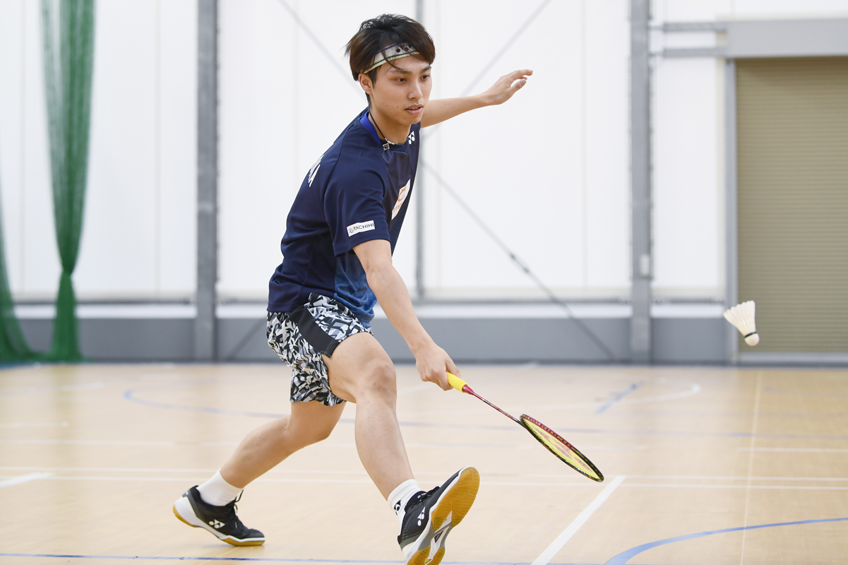 奈良岡功大選手 写真